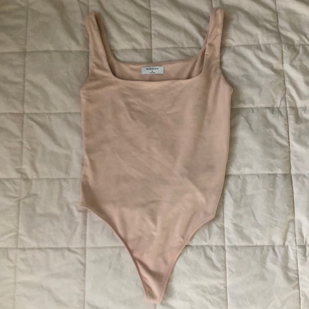 Aritzia contour bodysuit